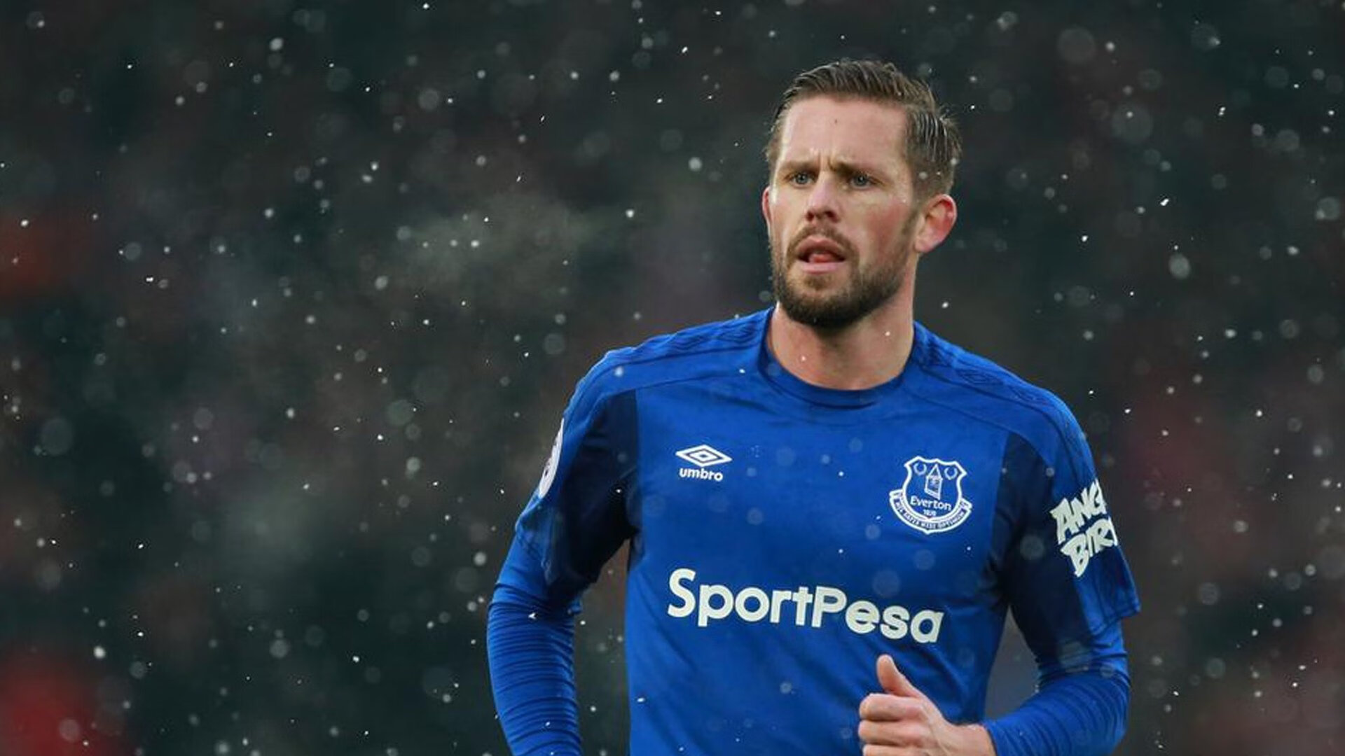 孤胆英雄与时代重担，德约科维奇美网险胜澳网，扛起塞尔维亚全队的背后